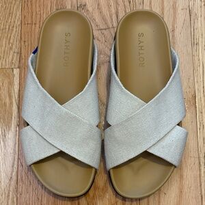 Rothy's The Weekend Slides